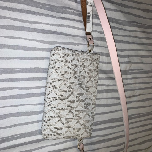 Mk fanny pack - Picture 2 of 4